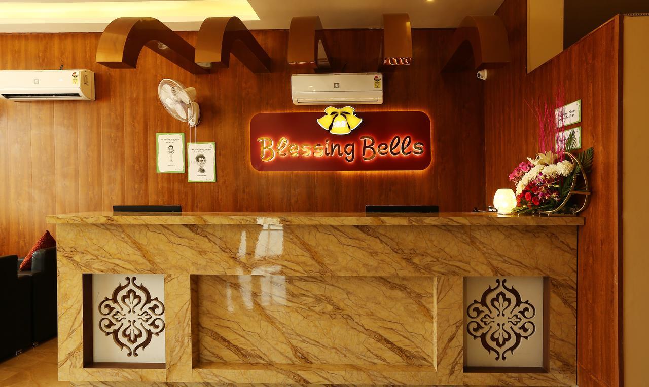 Treebo Blessing Bells Hotel Dehradun Buitenkant foto
